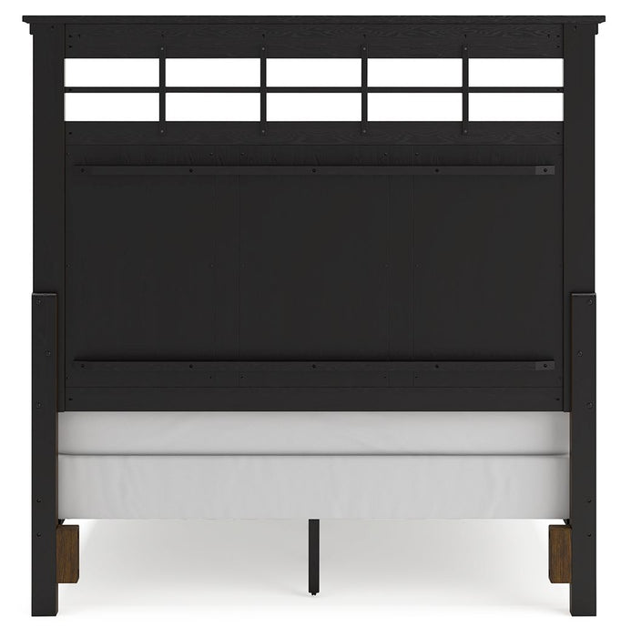 Shawbeck - Panel Bed